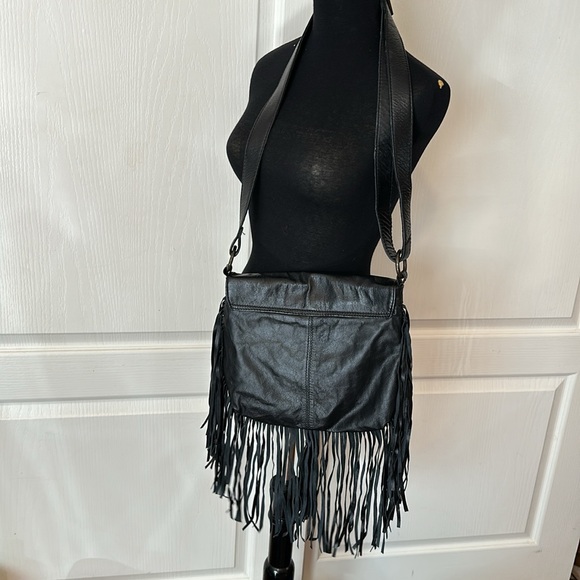 SCULLY BLACK FRINGE CROSSBODY WESTERN PURSE - Picture 3 of 8